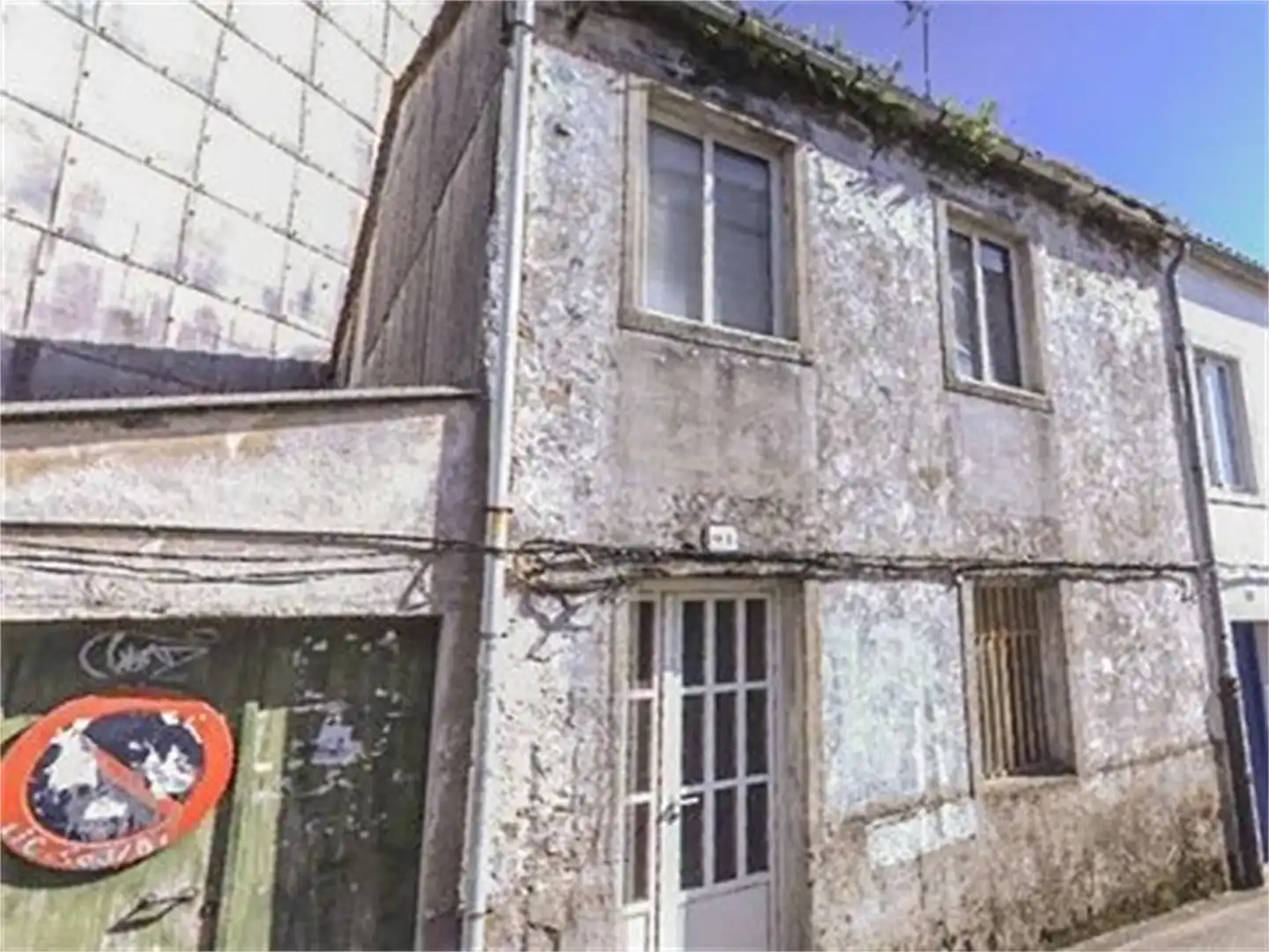Vista exterior de Casa adosada en venta en Santiago de Compostela 