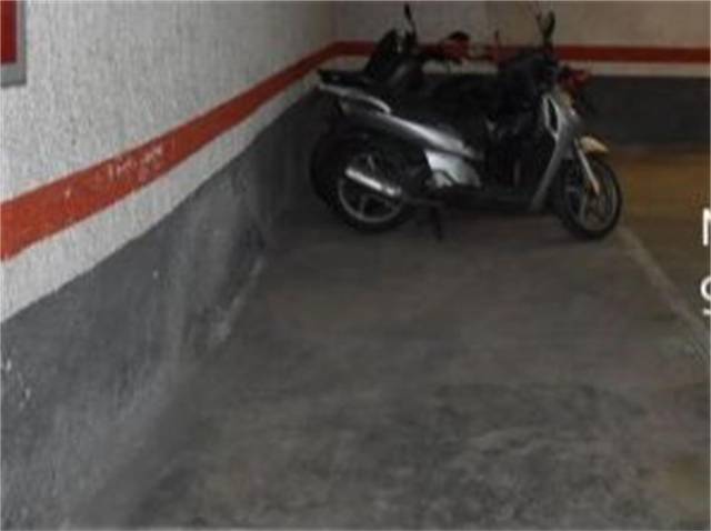 Garaje en Venta en Carrer de Montmajor en El Turó de la Peira