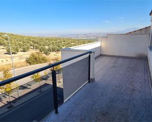 Terrassa de Casa adosada en venda en  Jaén Capital amb Piscina