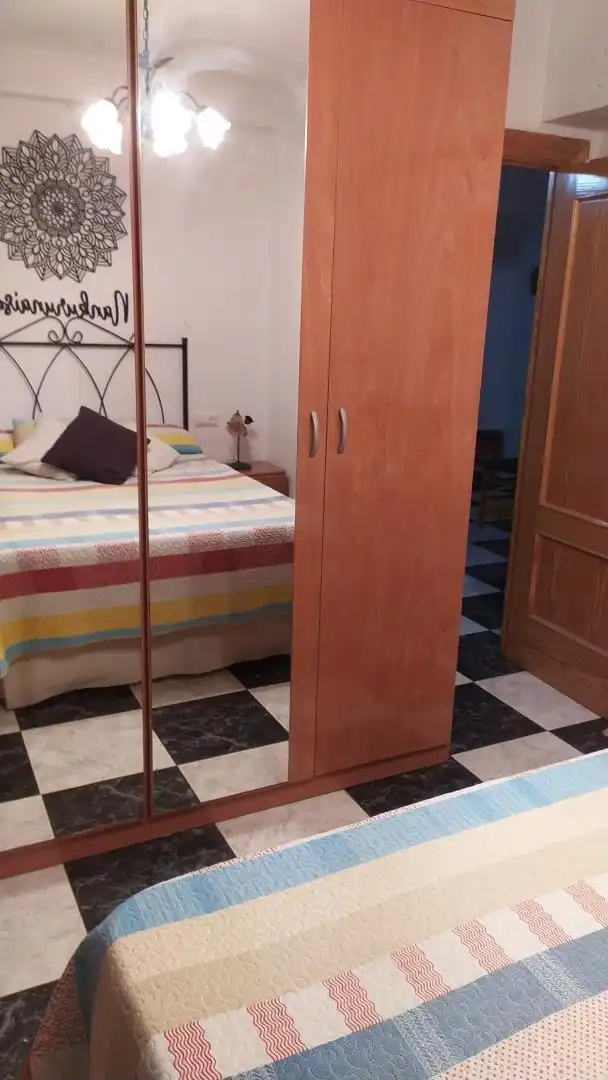 Piso en venta en Calle Encantada Alta, 39, Esperanza - Quemadero Habitación de Piso en venta en Almería