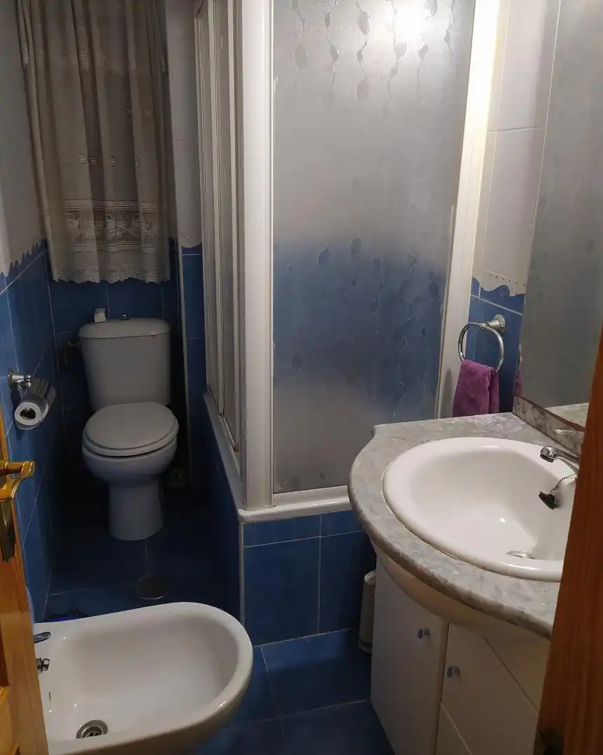 Piso en venta en Calle Encantada Alta, 39, Esperanza - Quemadero Baño de Piso en venta en Almería