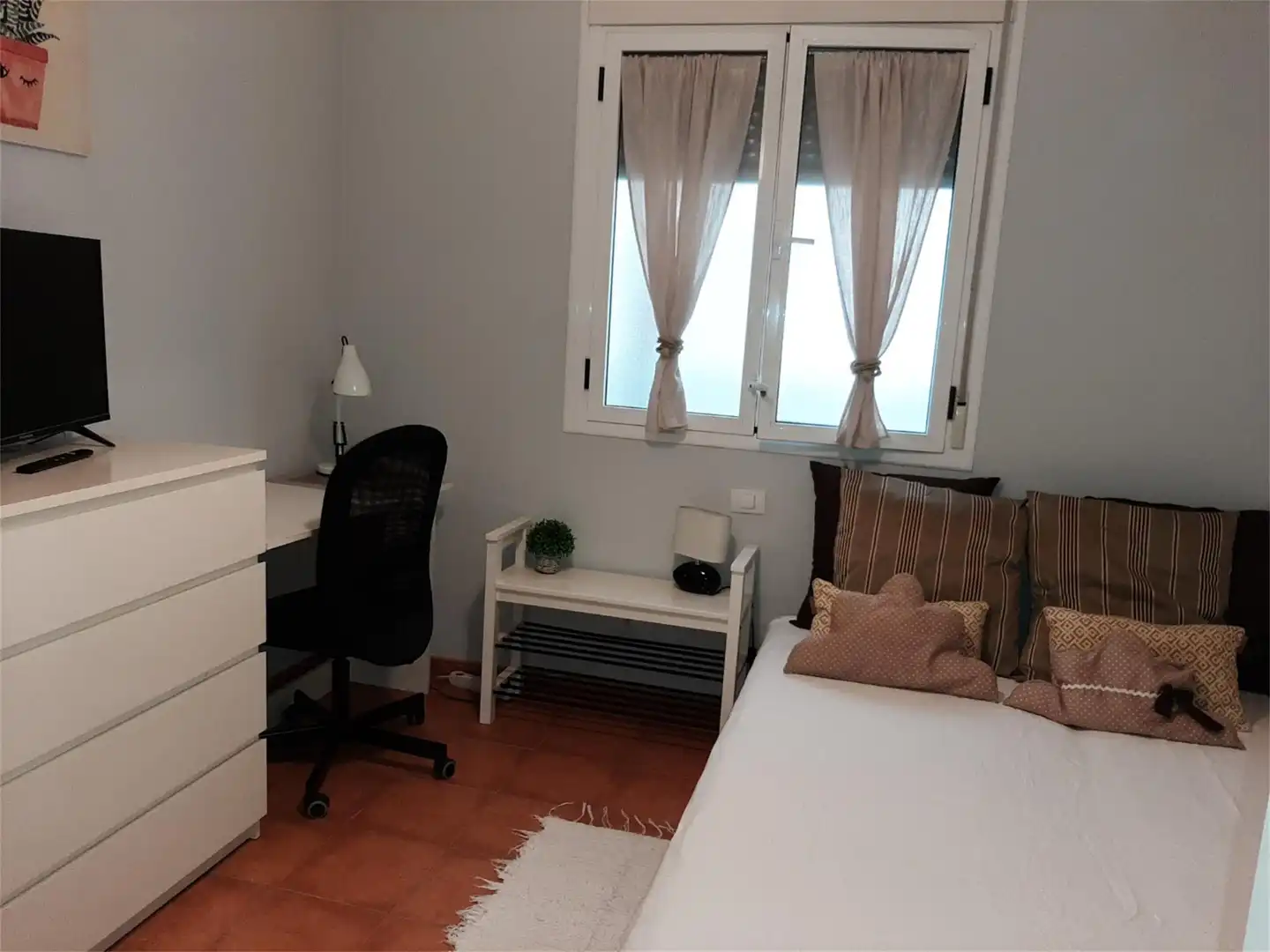 Habitación de Piso para compartir en Las Palmas de Gran Canaria con Amueblado, Lavadora y Microondas