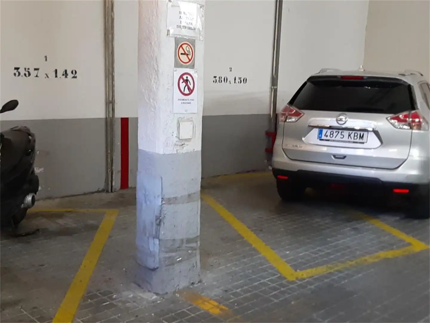 Garage for sale in Madrid