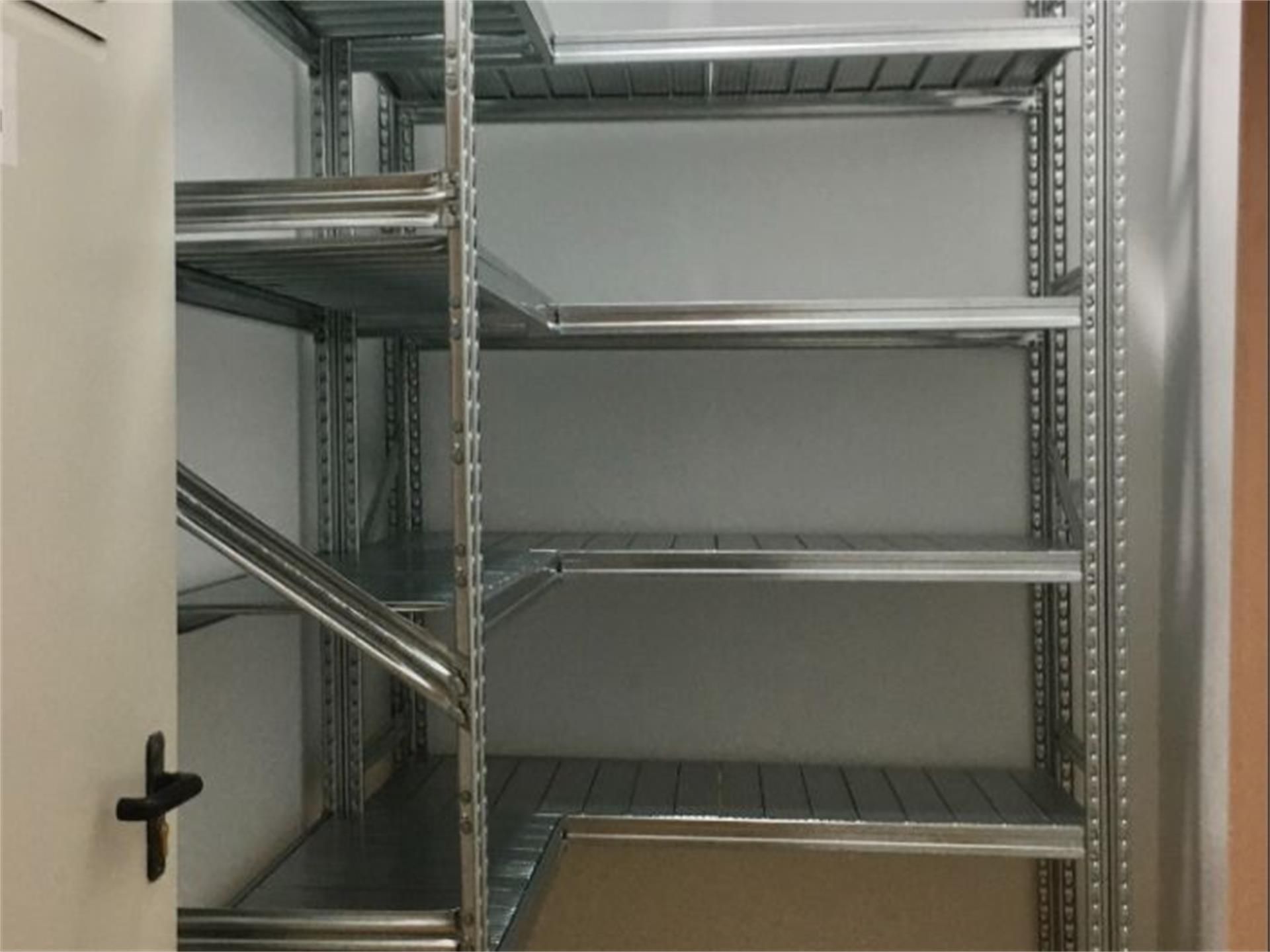 Box room to rent in Móstoles