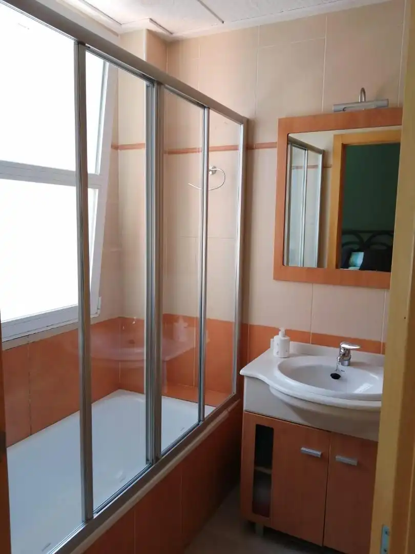 Baño de Piso en venta en Vilallonga / Villalonga con Aire acondicionado y Terraza
