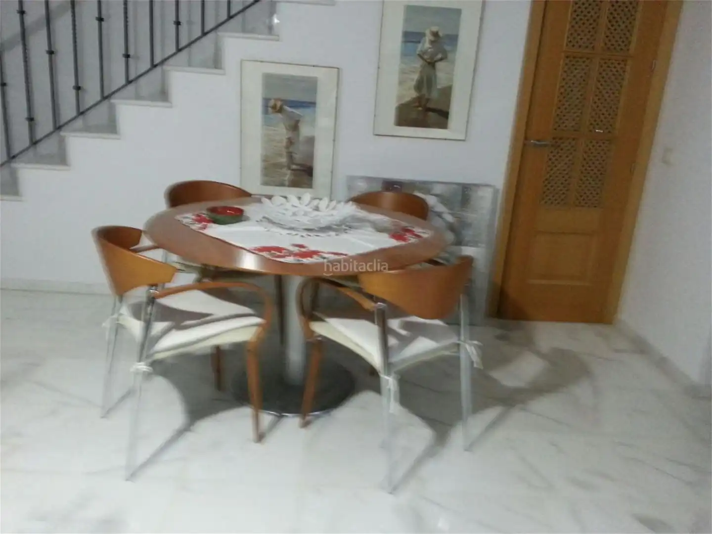 Wohnung zum Verkauf in Calle Petenera, La Puebla de Cazalla Esszimmer von Wohnung zum Verkauf in La Puebla de Cazalla mit Klimaanlage und Terrasse