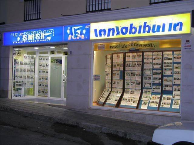 Local comercial en Venta en Calle de Alvarfáñez de Minaya, 3 en Casco Histórico