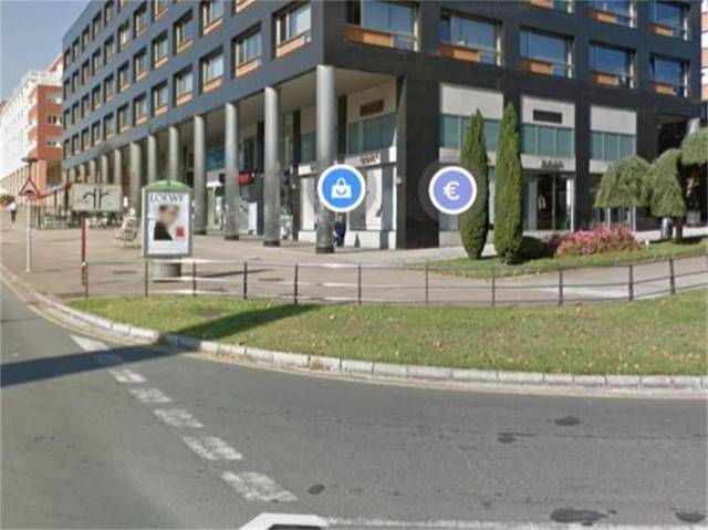 Oficina en Alquiler en Calle Estartetxe en Centro Urbano - Hirigunea