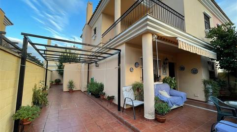 Casa o xalet en venda a Calle Joaquín Bazo Campos, Gelves, Sevilla - imatge 2 Foto 2 de Casa o xalet en venda a Calle Joaquín Bazo Campos, Gelves, Sevilla