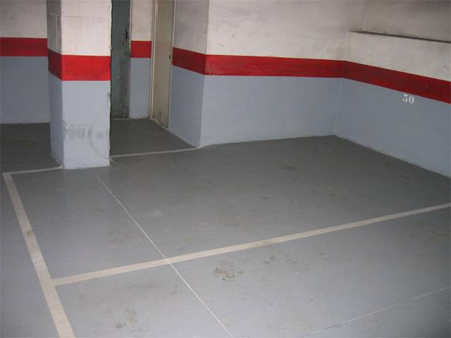 Garaje en Alquiler en Passeig de la Zona Franca, 148 en La Marina del Port