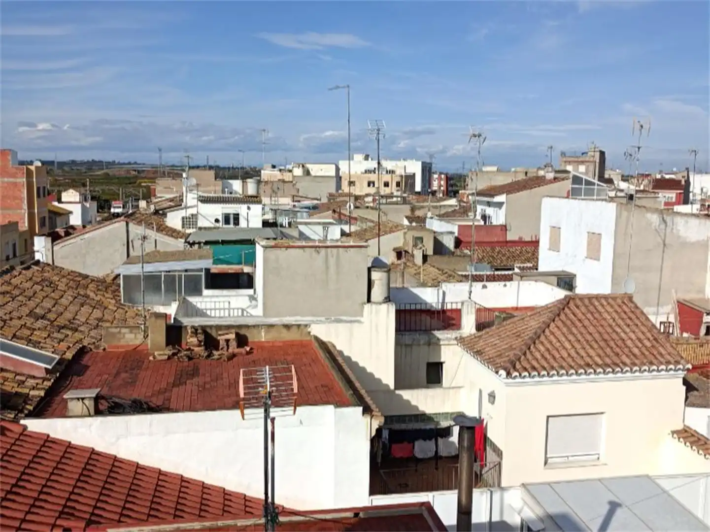Detached homes for sale in Calle San Pedro, Benifaió Exterior view of Detached homes for sale in Benifaió