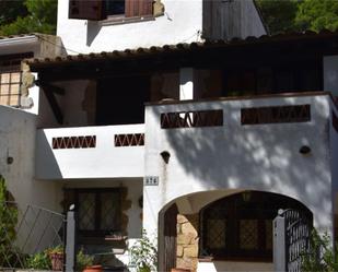 Vista exterior de Casa adosada en venda en Begur amb Terrassa i Balcó