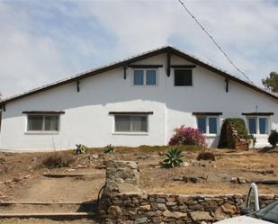 Vista exterior de Casa o xalet en venda en Vélez-Málaga amb Jardí privat, Parquet i Forn