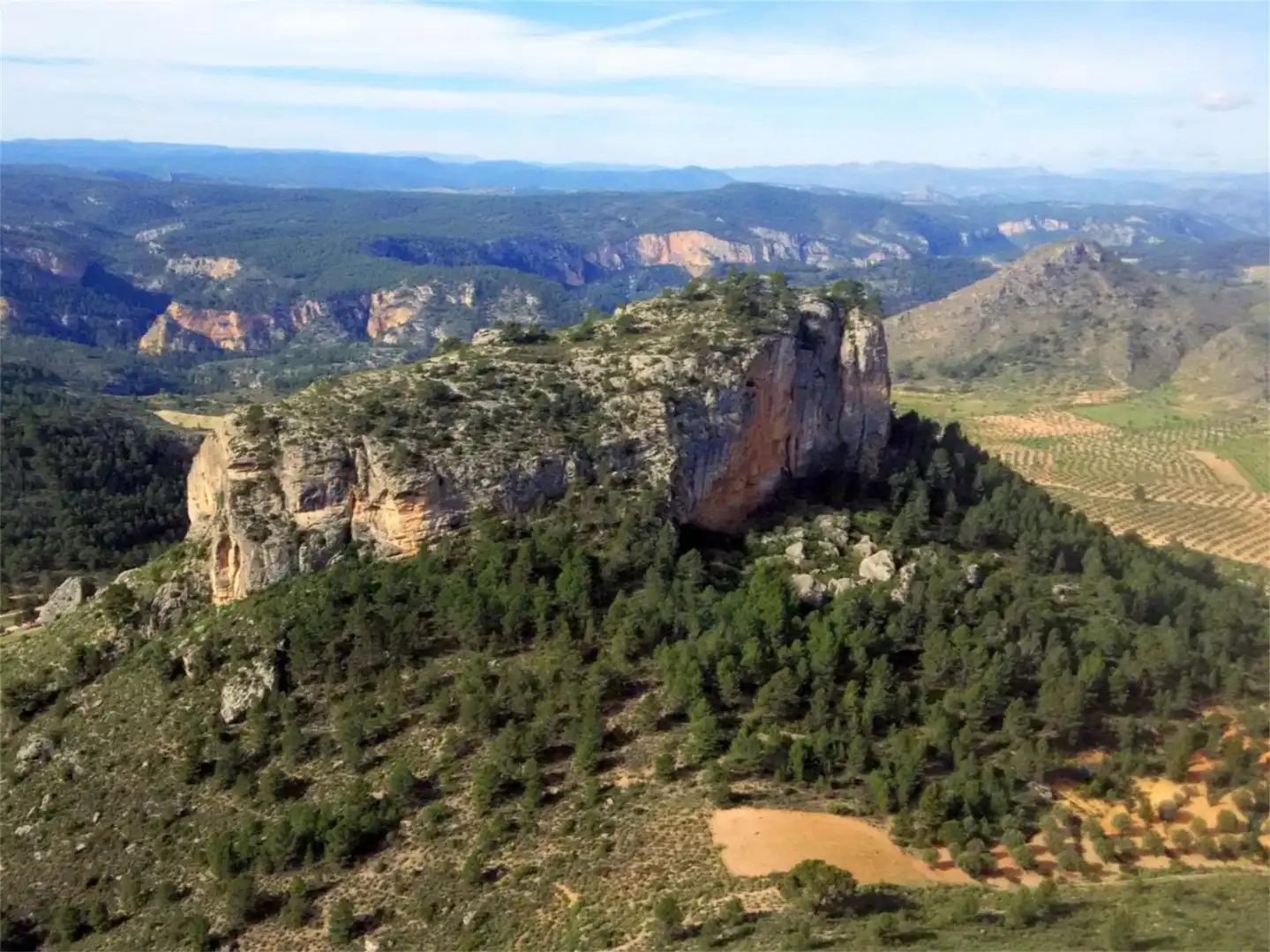 Finca rústica en venta en Ayna Finca rústica en venta en Ayna con Aire acondicionado, Calefacción y Jardín privado