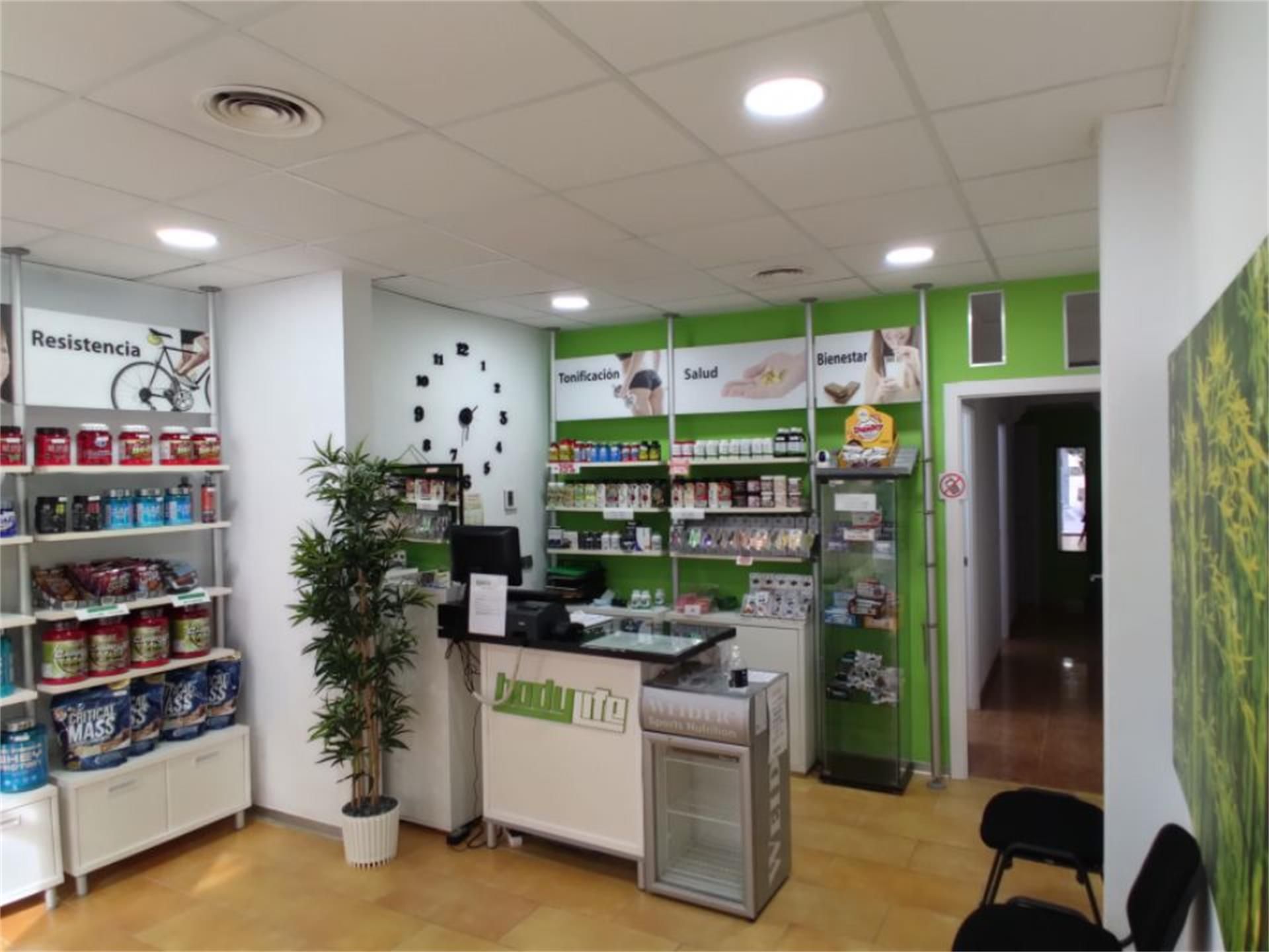 Premises for sale in Benicarló  with Air Conditioner and Heating