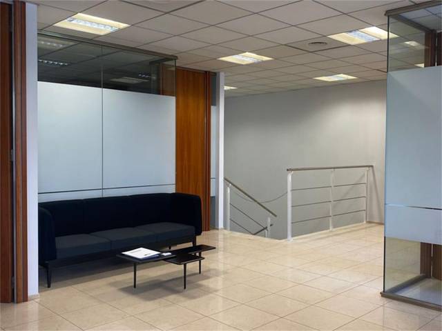 Oficina en Alquiler en Plaza Fadrell, 2 en Parque Geólogo José Royo Gómez