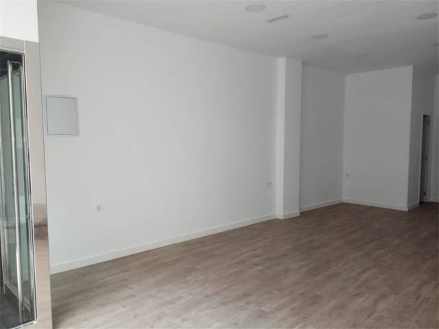 Local comercial en Venta en Calle Nicolás Salmerón, 31 en Circular