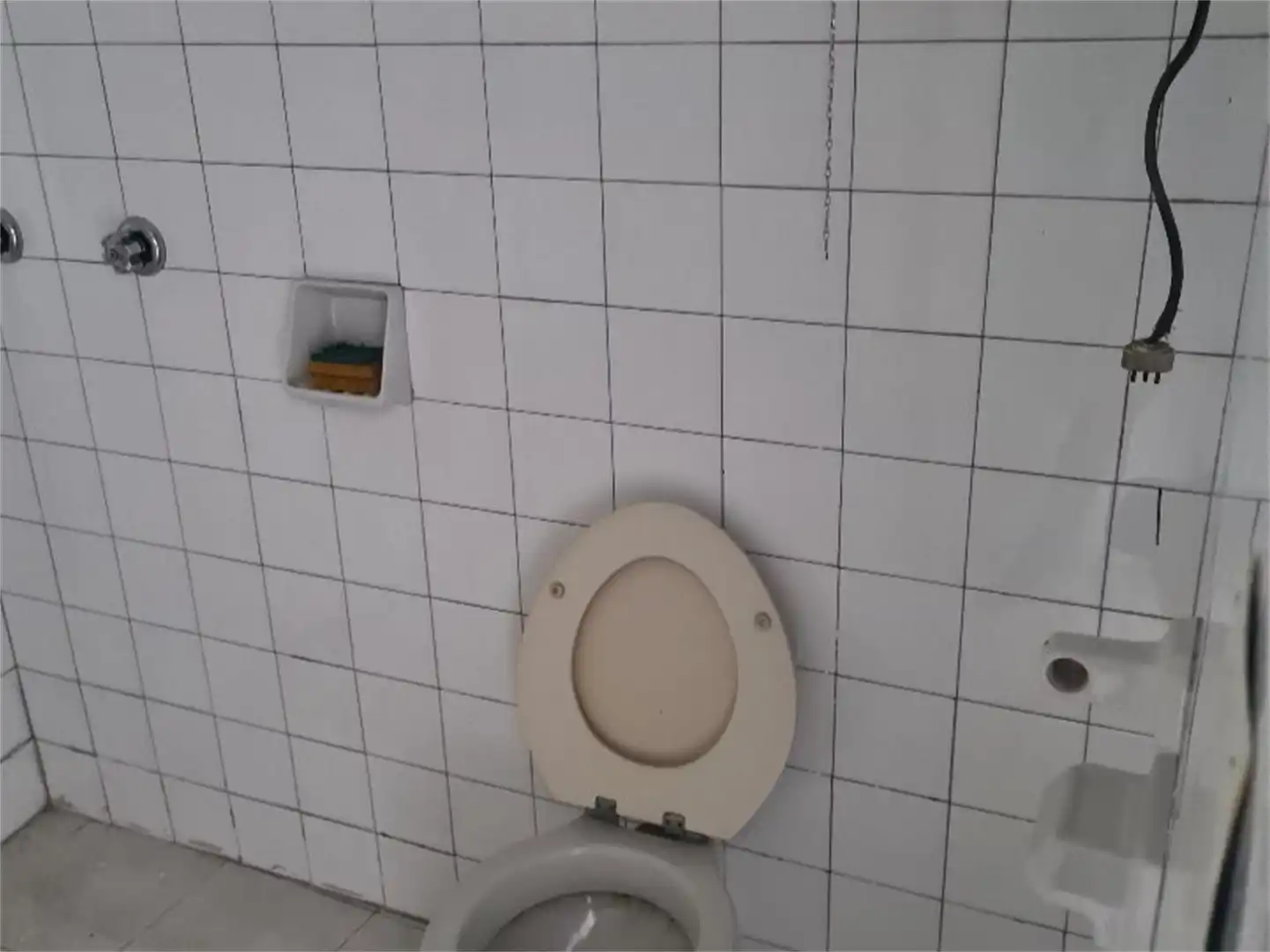 Baño de Local de alquiler en Madrid