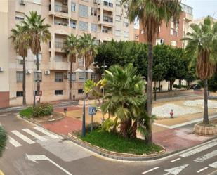 Vista exterior de Pis en venda en  Almería Capital