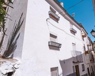 Vista exterior de Casa o xalet en venda en Cazorla amb Jardí privat, Terrassa i Traster