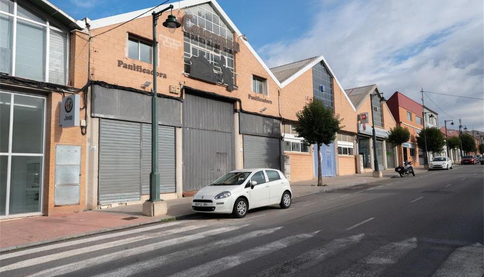 Industrial buildings to rent in Avenida de Elche, Centre - Zona Alta, Alicante - image 1 Photo 1 of Industrial buildings to rent in Avenida de Elche, Centre - Zona Alta, Alicante
