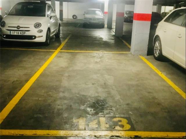 Garaje en Alquiler en Calle de Juan de la Hoz en Guindalera