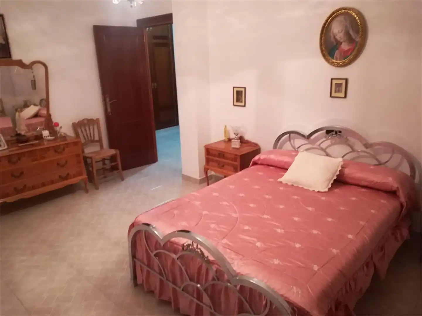 Casa o xalet en venda a Calle Agua, 79, Huétor de Santillán Dormitori de Casa o xalet en venda en Huétor de Santillán amb Terrassa, Piscina i Balcó