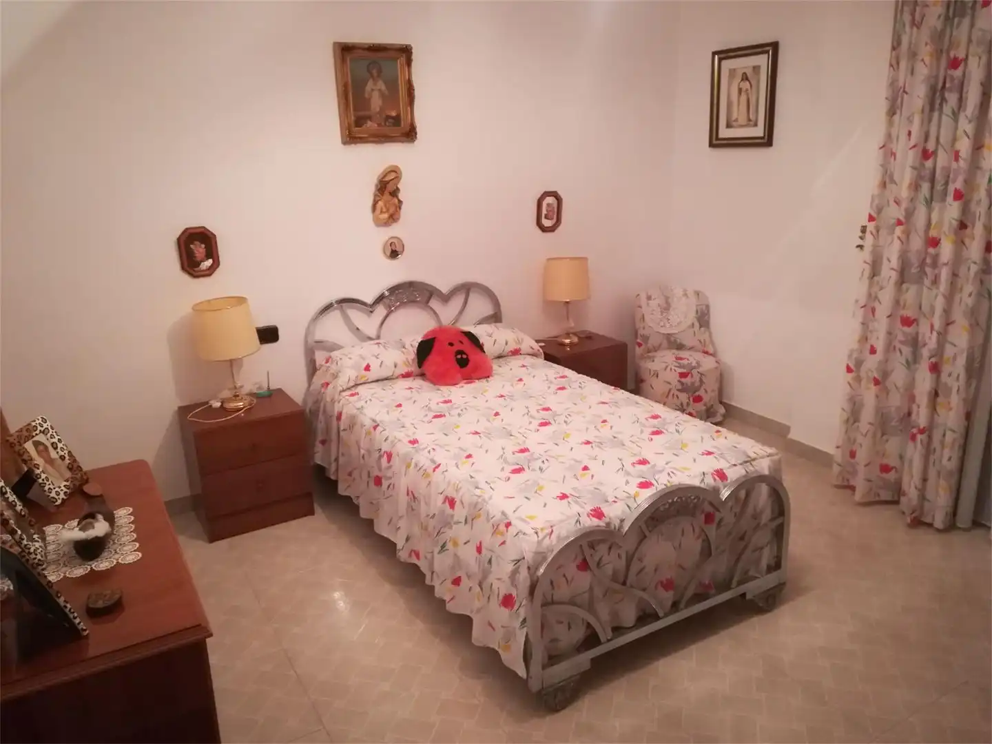 Casa o xalet en venda a Calle Agua, 79, Huétor de Santillán Dormitori de Casa o xalet en venda en Huétor de Santillán amb Terrassa, Piscina i Balcó