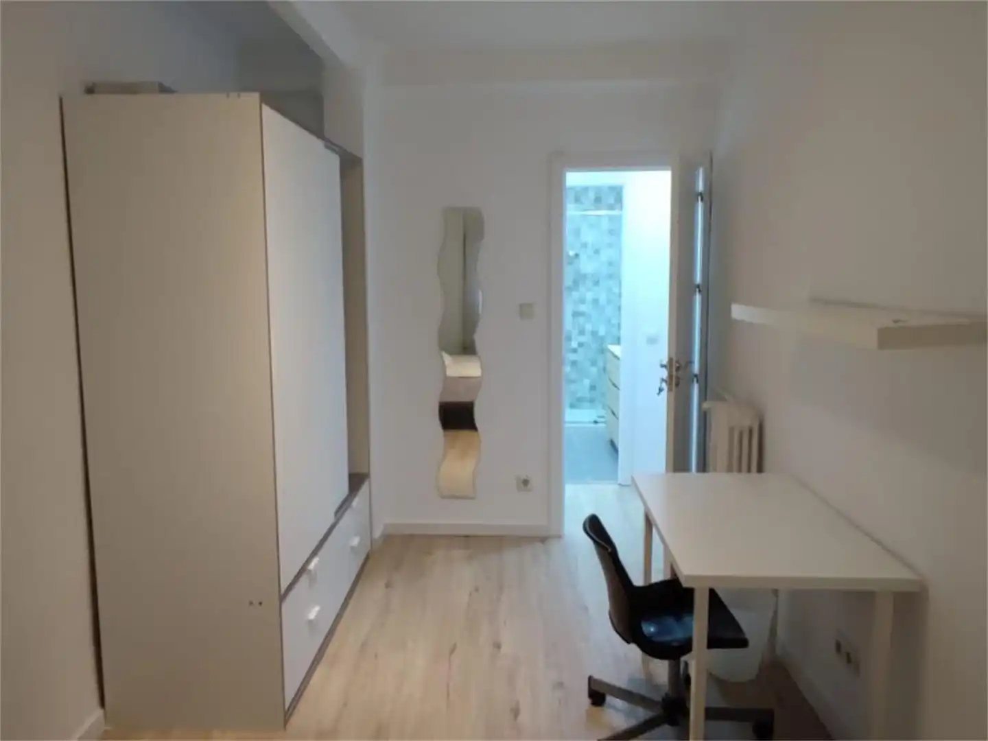 Room in Calle de Granada, 20, Pacífico Room in Calle de Granada, 20, Pacífico