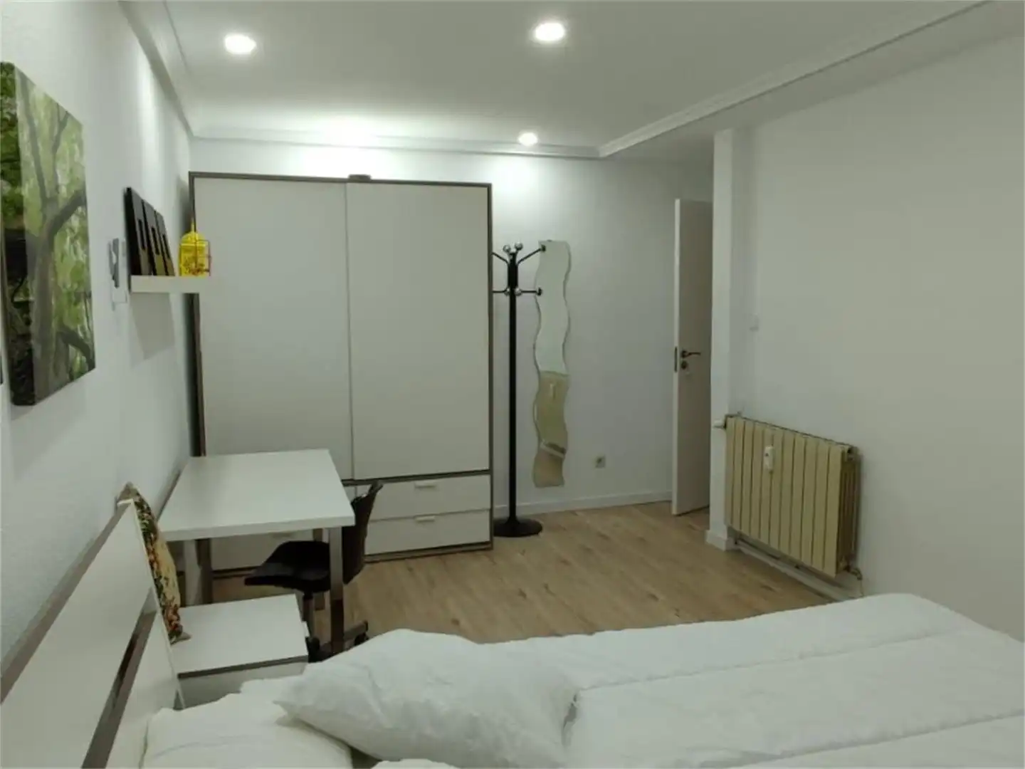 Room in Calle de Granada, 20, Pacífico Room in Calle de Granada, 20, Pacífico