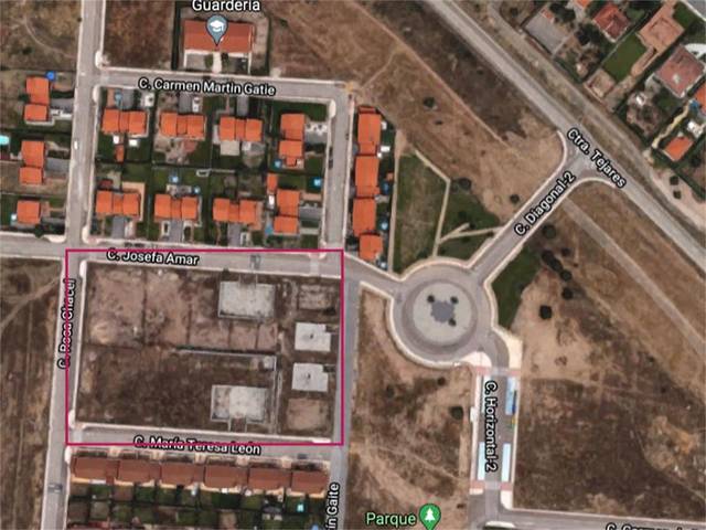 Terreno residencial en Venta en Calle Josefa Amar en Carrascal de Barregas