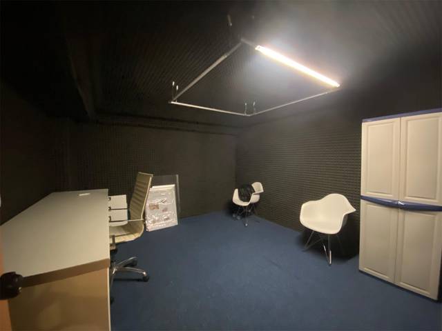 Local comercial en Alquiler en Posada Herrera en Salesas - Foncalada - Campoamor