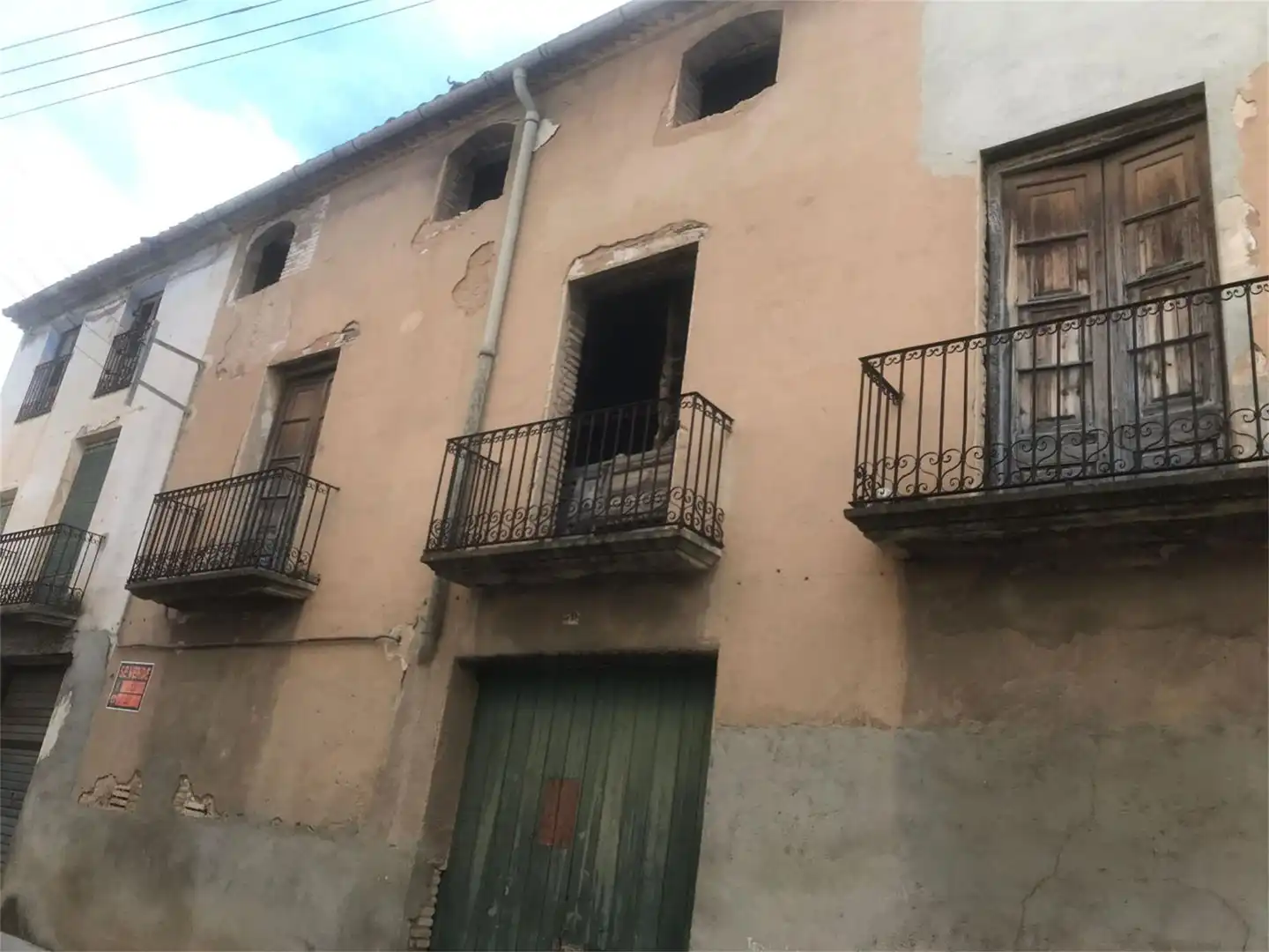 Casa adosada en venda a Carrer Francesc Macià, 30, Móra la Nova Vista exterior de Casa adosada en venda en Móra la Nova amb Jardí privat, Terrassa i Piscina