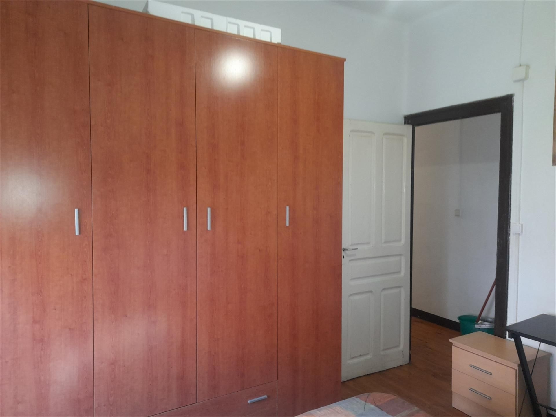 Bedroom of Flat to share in Sabiñánigo  with Heating, Parquet flooring and Terrace