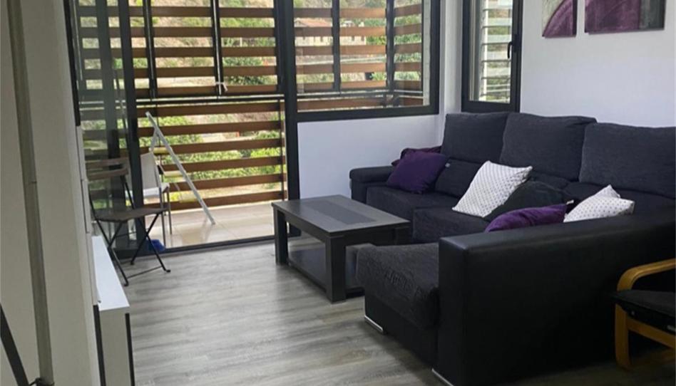 Foto 1 de Piso en venta en Calle Rafael Alberti, Vélez de Benaudalla, Granada