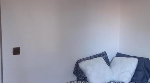 Photo 2 of Flat to share in Calle de Oña, 169, Virgen del Cortijo - Manoteras, Madrid
