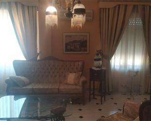 Sala d'estar de Pis en venda en Archidona amb Aire condicionat, Terrassa i Balcó