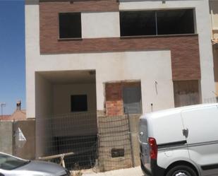 Exterior view of Single-family semi-detached for sale in Antequera  with Terrace