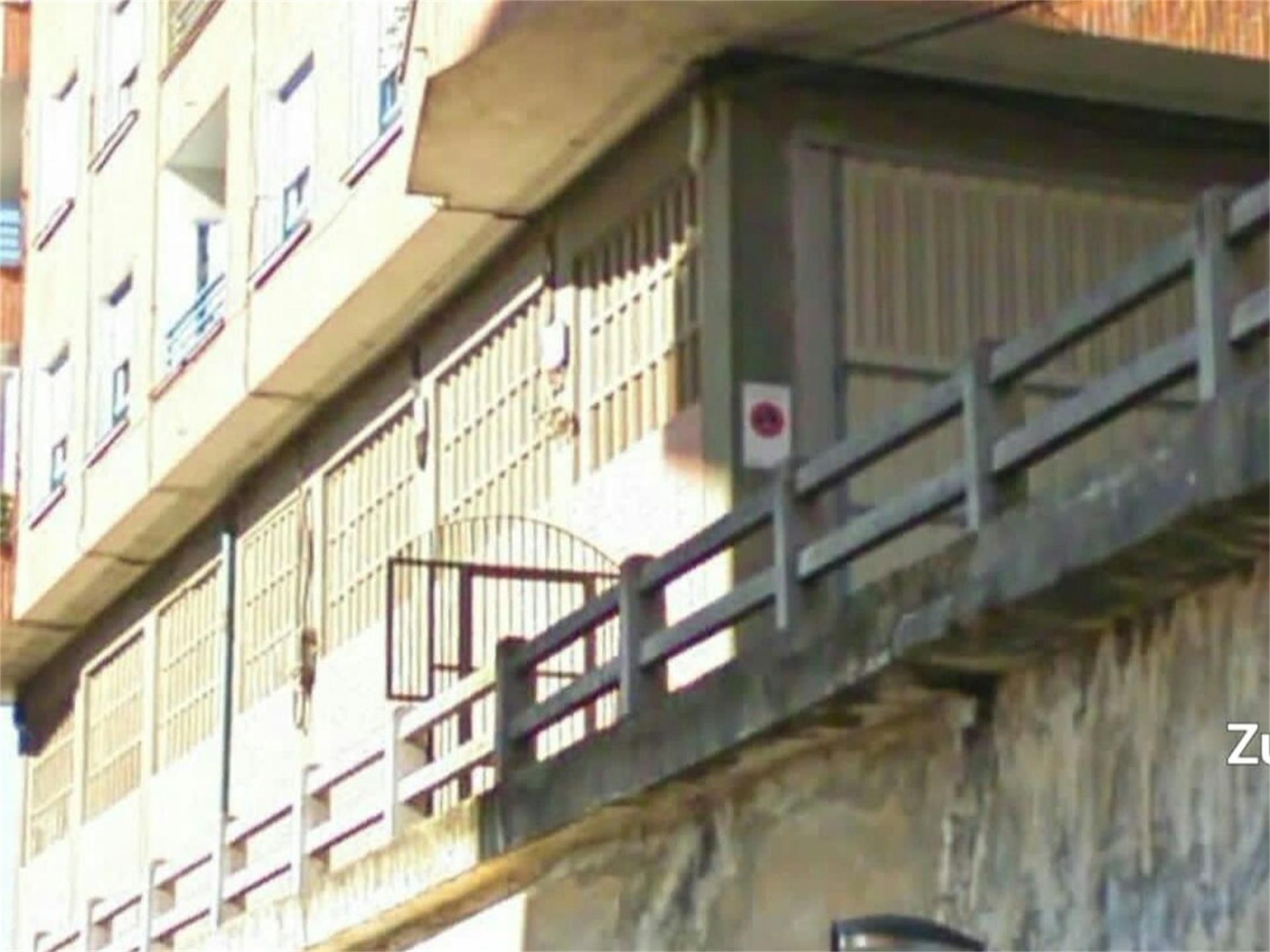 Vista exterior de Garatge en venda en Bilbao 