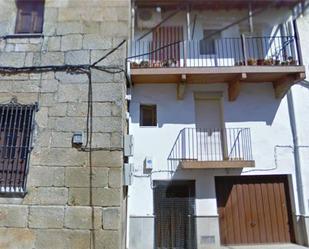 Vista exterior de Casa adosada en venda en Cilleros amb Aire condicionat i Balcó