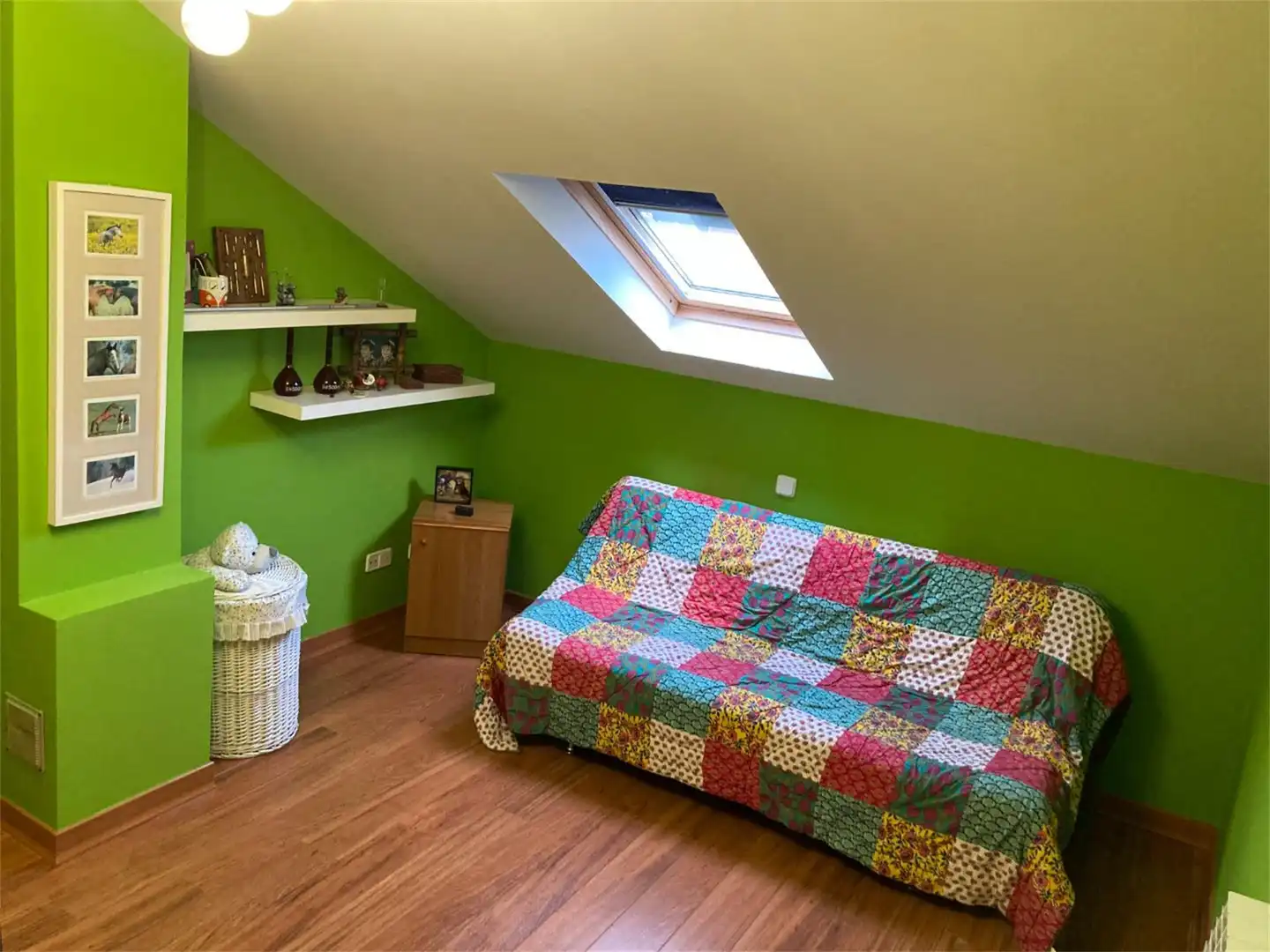Einfamilien-Reihenhaus zum Verkauf in Calle la Muela, 4, Quer Schlafzimmer von Einfamilien-Reihenhaus zum Verkauf in Quer mit Klimaanlage, Heizung und Privatgarten