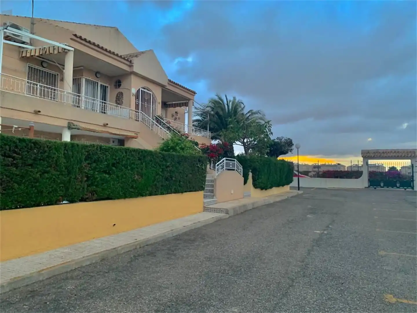 Erdgeschoss zum Verkauf in Avenida Torreblanca, 29, Torreblanca Außenansicht von Erdgeschoss zum Verkauf in Torrevieja