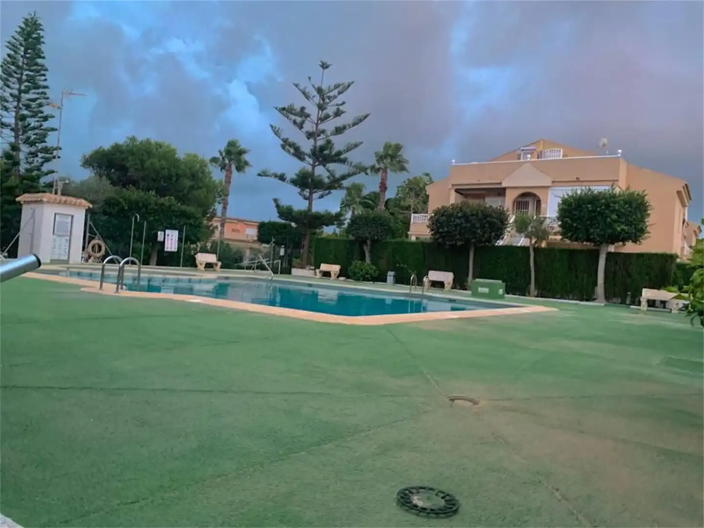 Erdgeschoss zum Verkauf in Avenida Torreblanca, 29, Torreblanca Schwimmbecken von Erdgeschoss zum Verkauf in Torrevieja
