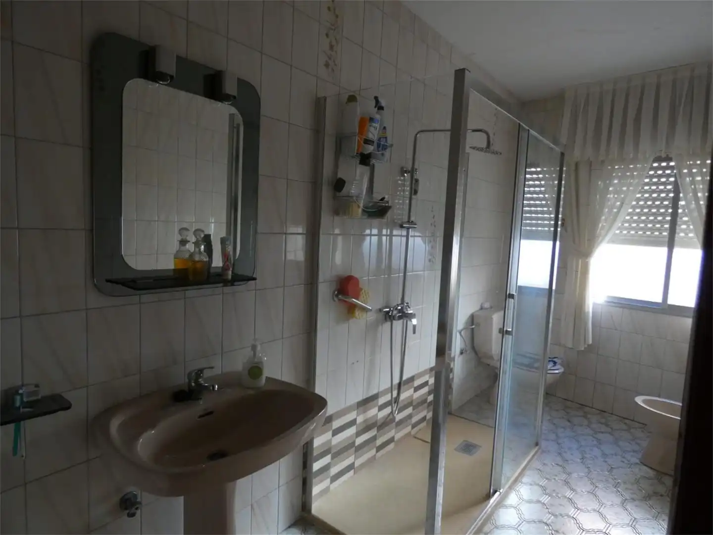 Bathroom of Houses for sale in Toral de los Vados