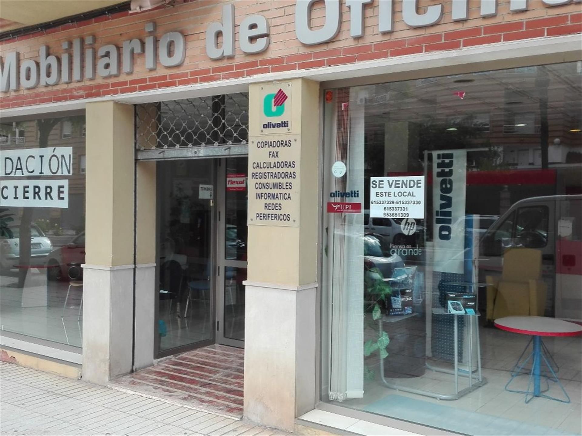 Premises for sale in Linares  with Air Conditioner