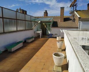 Vista exterior de Dúplex en venda en Calatayud amb Terrassa i Balcó