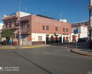 Vista exterior de Local en venda en Dos Hermanas