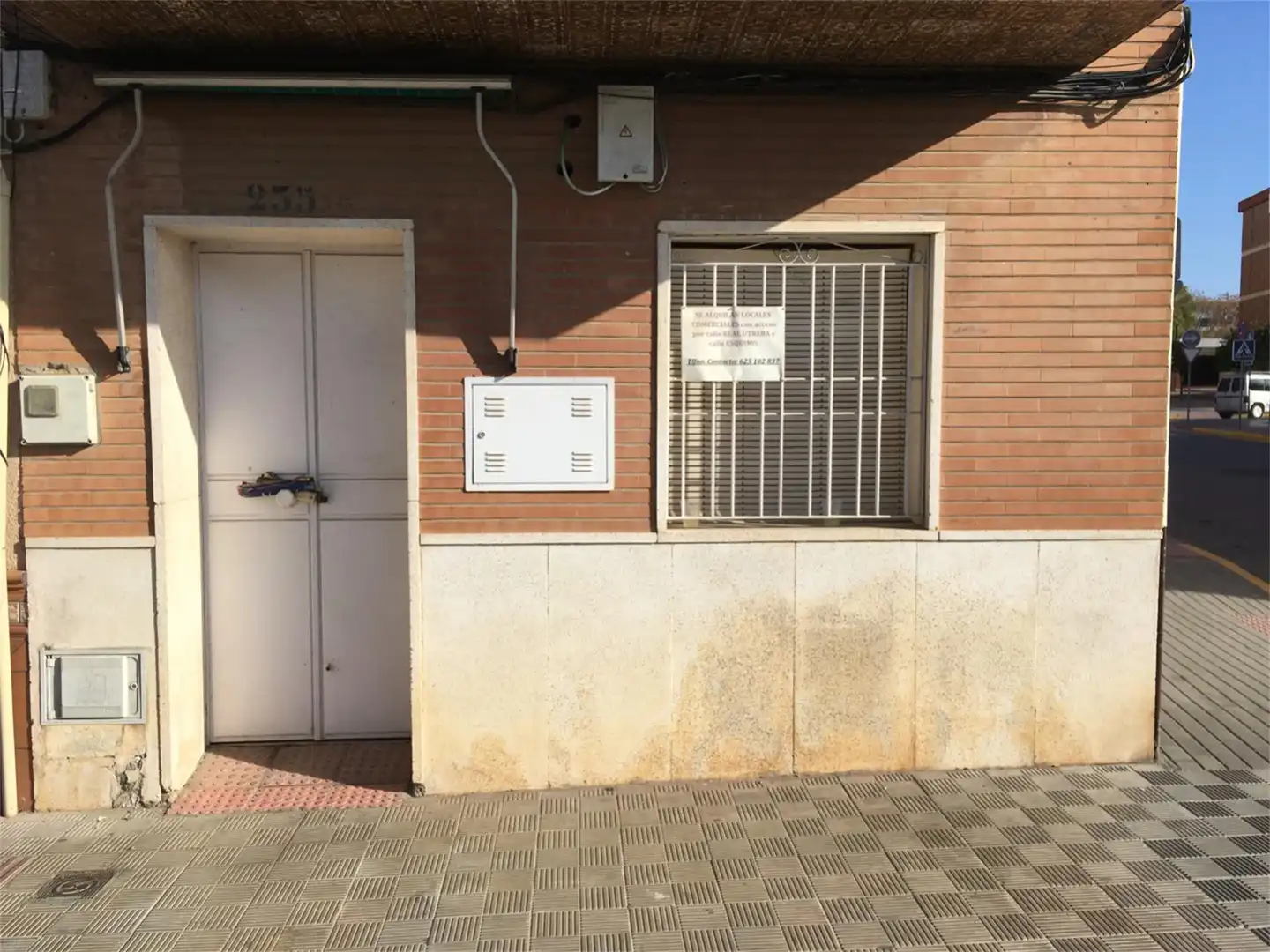 Commercial properties for sale in Calle Real Utrera, 233, Centro - Doña Mercedes Exterior view of Commercial properties for sale in Dos Hermanas