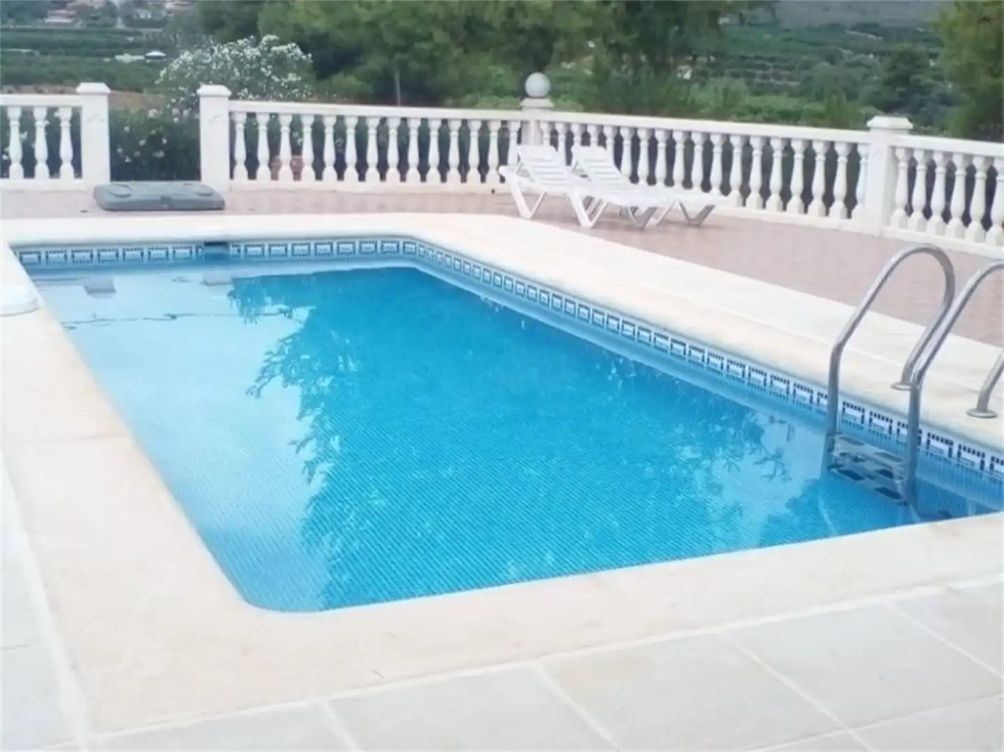 Casa o chalet en venta en Calle Fernando Comenge, Alberic Piscina de Casa o chalet en venta en Alberic con Aire acondicionado, Calefacción y Jardín privado