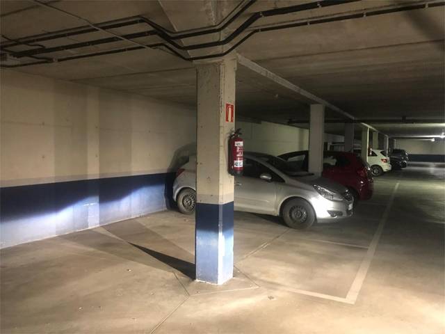 Garaje en Venta en Avenida de Zabalgana, 21 en Zabalgana